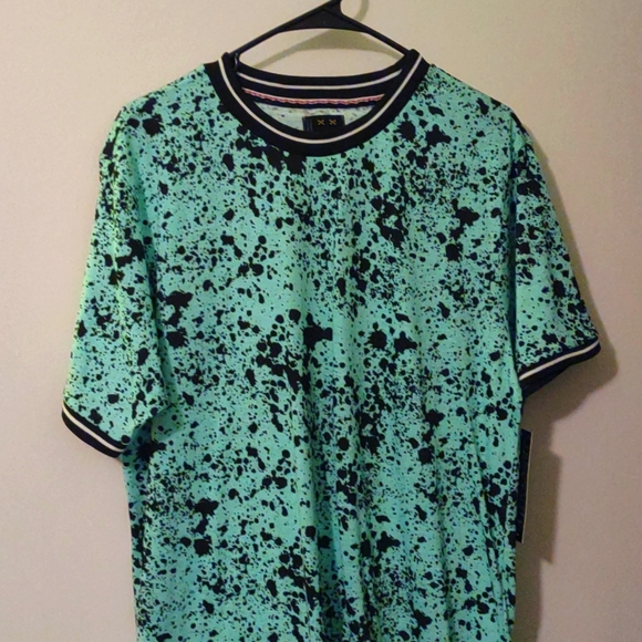 Other - SALE! Men's short sleeve shirt